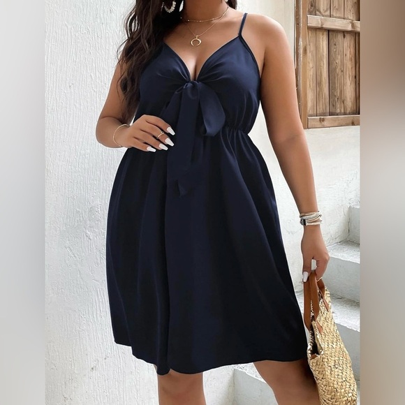 SHEIN LUNE Plus Knot Front High Waist Cami Dress - Picture 4 of 10